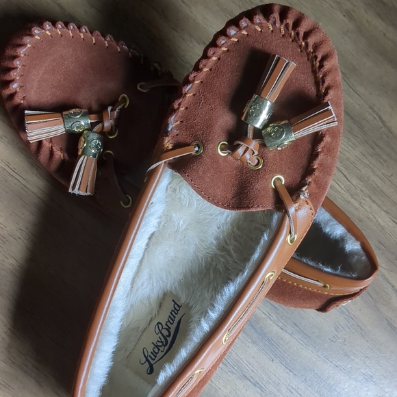 Lucky Brand Brown Moccasin Slippers - Picture 1 of 3